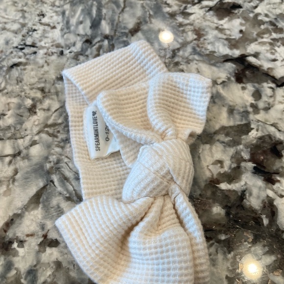 Baby hair bows and binky holders - Picture 2 of 5